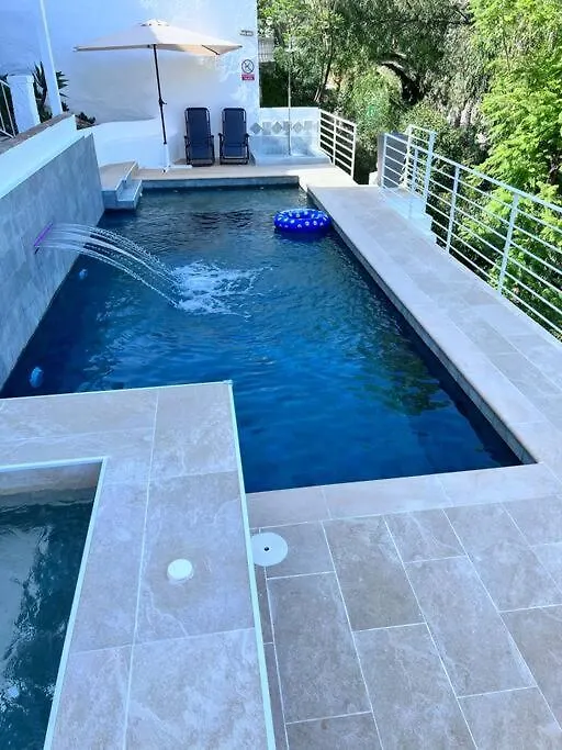 בנאלמדנה Apartment D With Heated Swimming Pool, Jacuzzi, Waterfall, Heating Is Extra