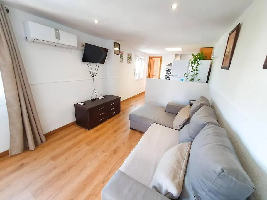 Apartment D With Heated Swimming Pool, Jacuzzi, Waterfall, Heating Is Extra Benalmadena 0*,