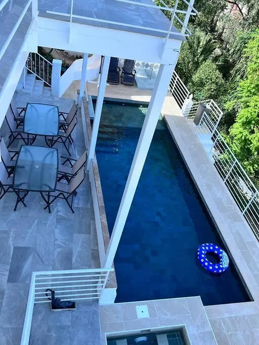 Apartment D With Heated Swimming Pool, Jacuzzi, Waterfall, Heating Is Extra Benalmadena Spain