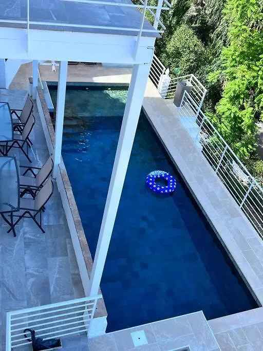 Apartment D With Heated Swimming Pool, Jacuzzi, Waterfall, Heating Is Extra Benalmadena