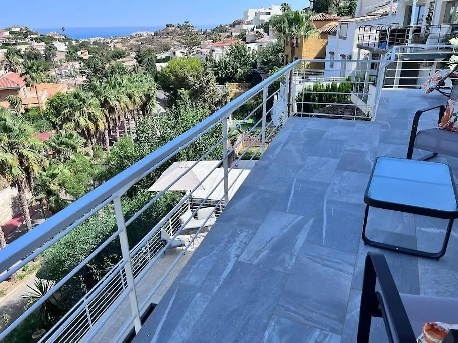 Apartment D With Heated Swimming Pool, Jacuzzi, Waterfall, Heating Is Extra Benalmadena