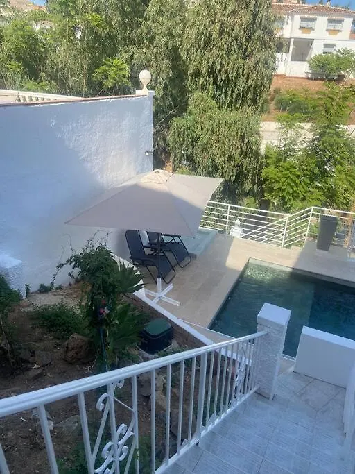 Apartment D With Heated Swimming Pool, Jacuzzi, Waterfall, Heating Is Extra Benalmadena